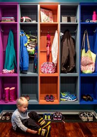 Детская цветная гардеробная комната Химки