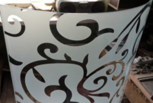 Стекло радиусное с пескоструйным рисунком для радиусных дверей Химки